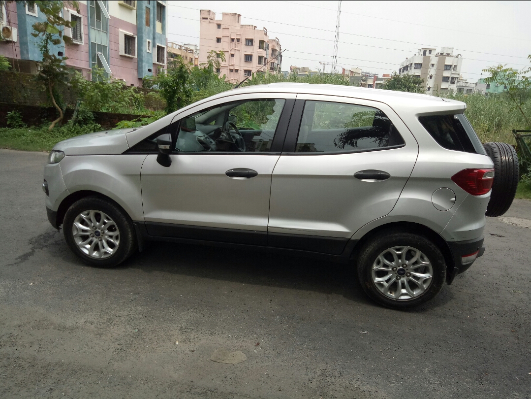 Used Ford EcoSport 1.5 TiVCT Petrol Ambiente BS IV in Kolkata 2015