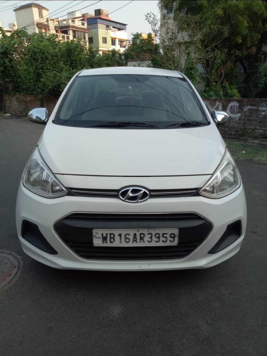 Used Hyundai Xcent Base Diesel in Kolkata 2016 model, India at Best Price.