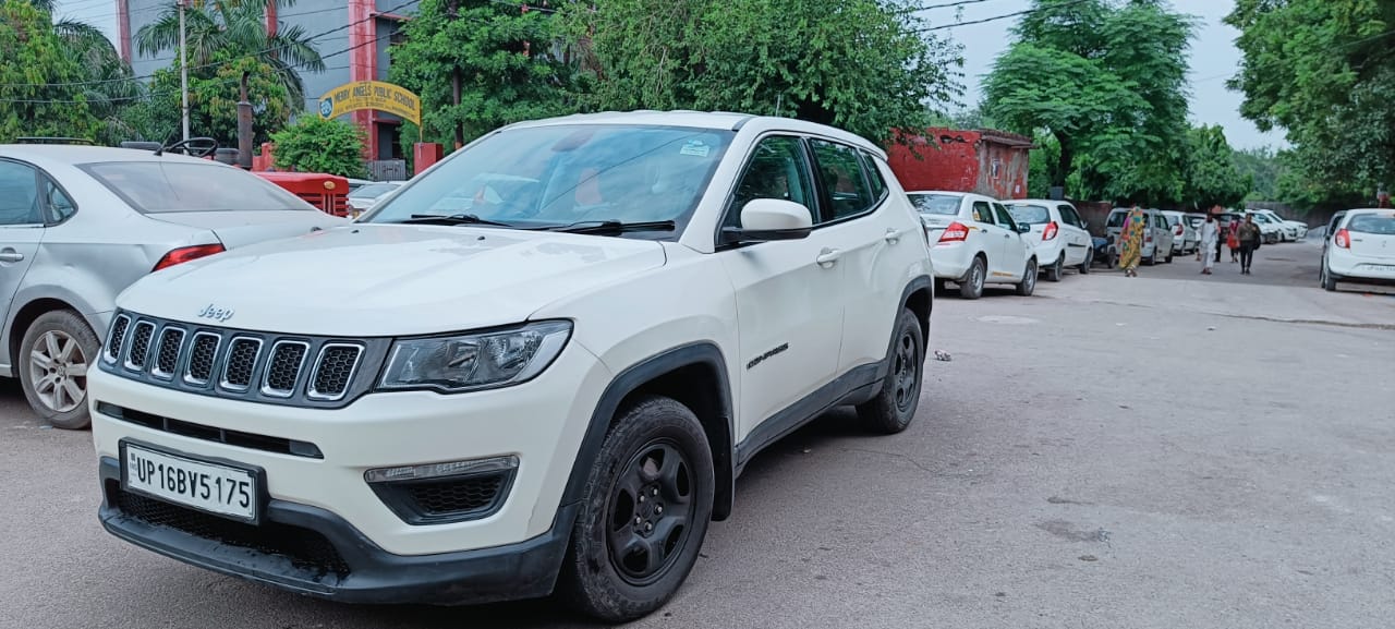 Used Jeep Compass Sport 2.0 Diesel BS IV in Noida 2018 model, India at