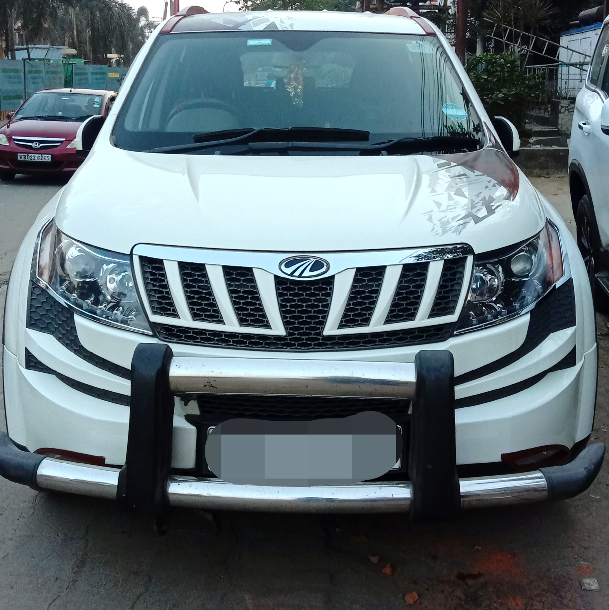 Used Mahindra XUV500 W10 FWD MT Sportz Edition in Kolkata 2014 model