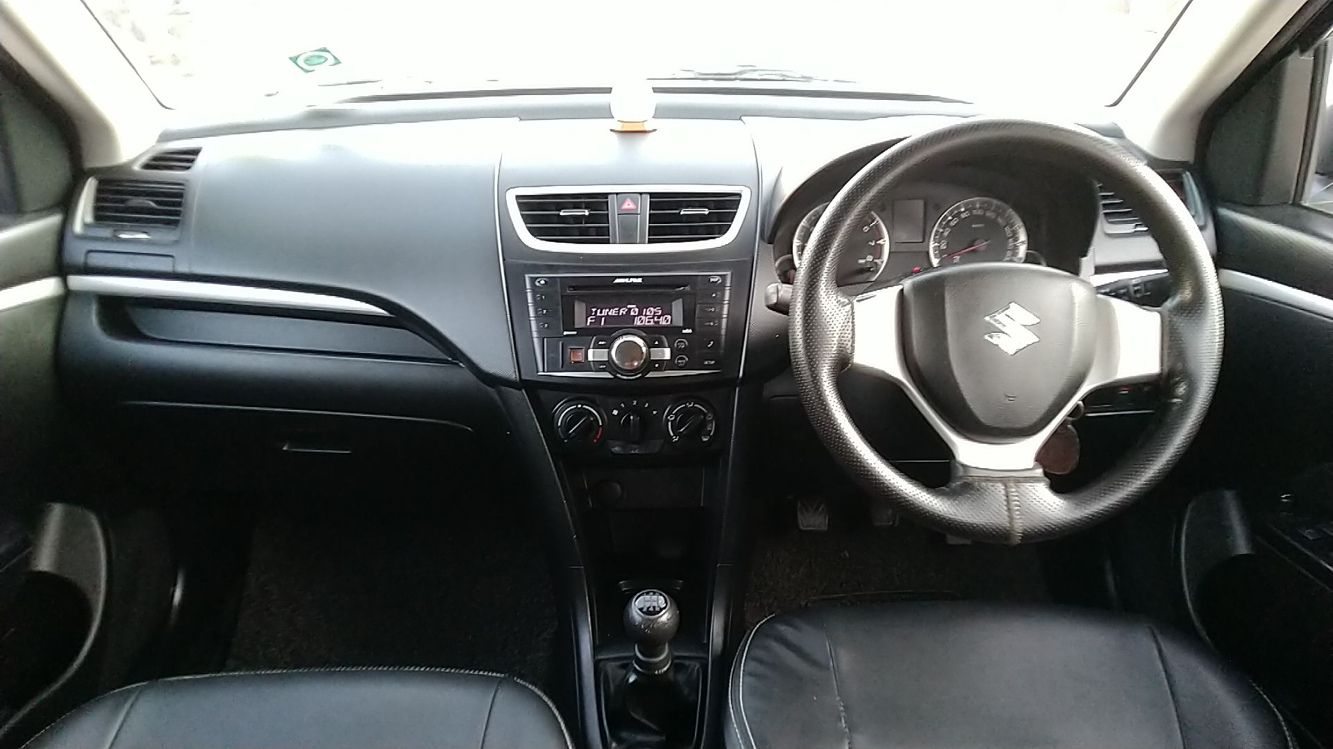 Maruti Suzuki Swift Vxi Mahindra First Choice maruti-suzuki-swift-vxi-mahindra-first-choice