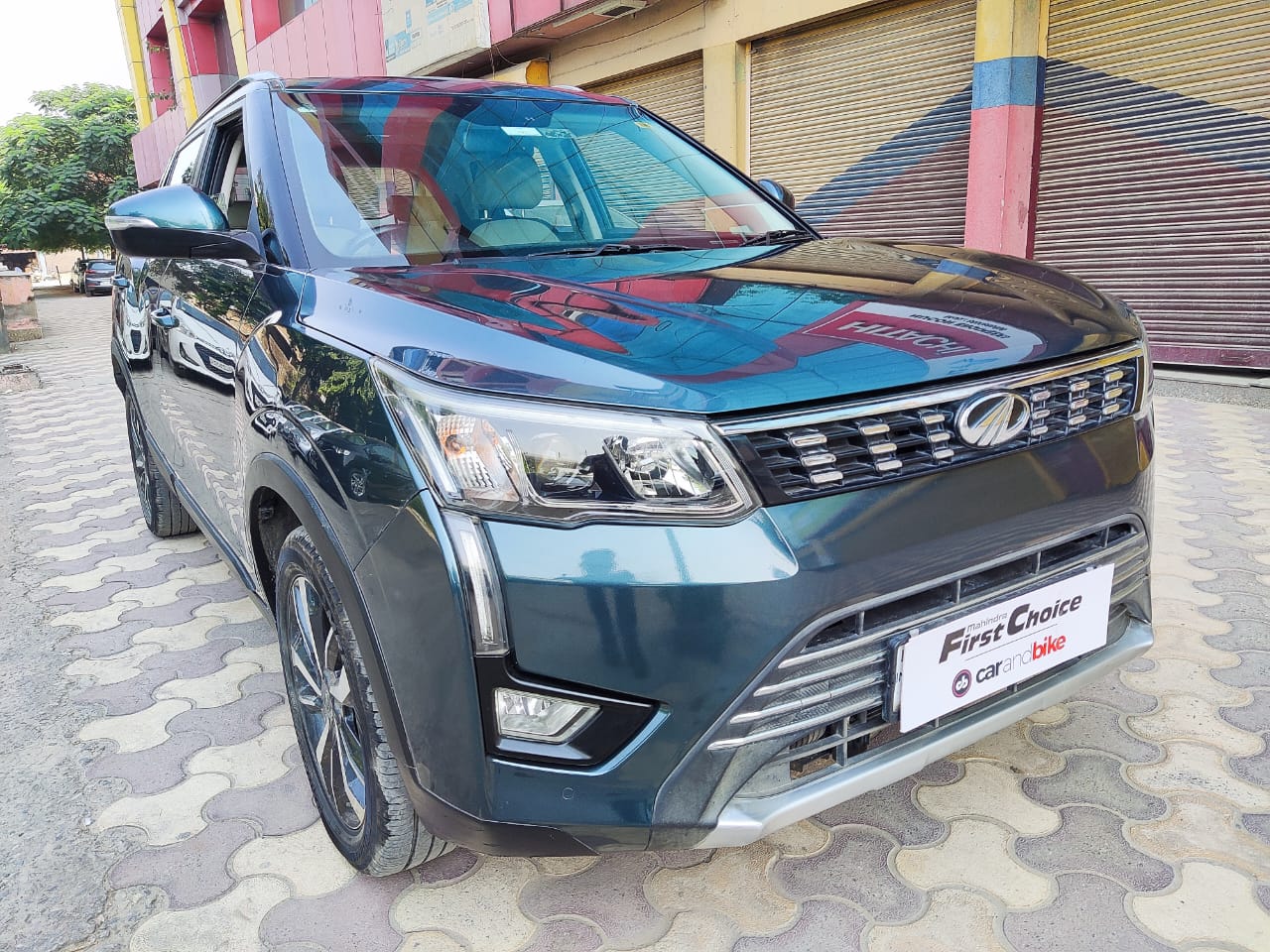 Used Mahindra XUV300 W8 (O) Diesel in Faridabad 2019 model, India at