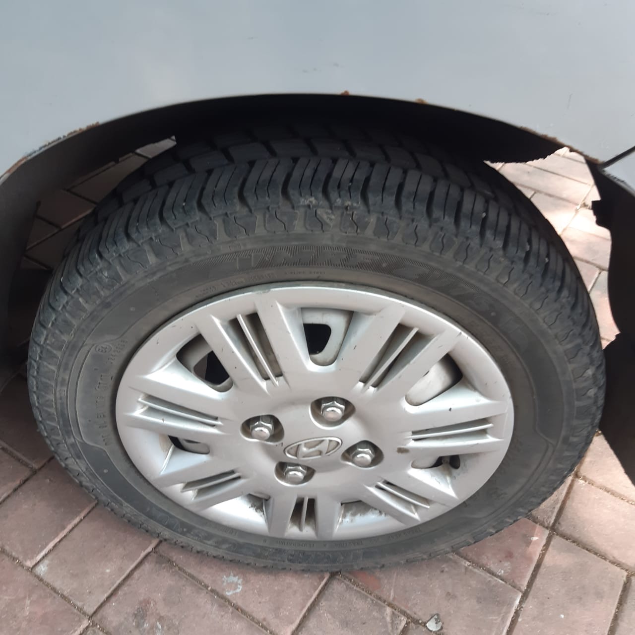 Used Hyundai Santro Xing GLS in Pune 2008 model, India at Best Price.