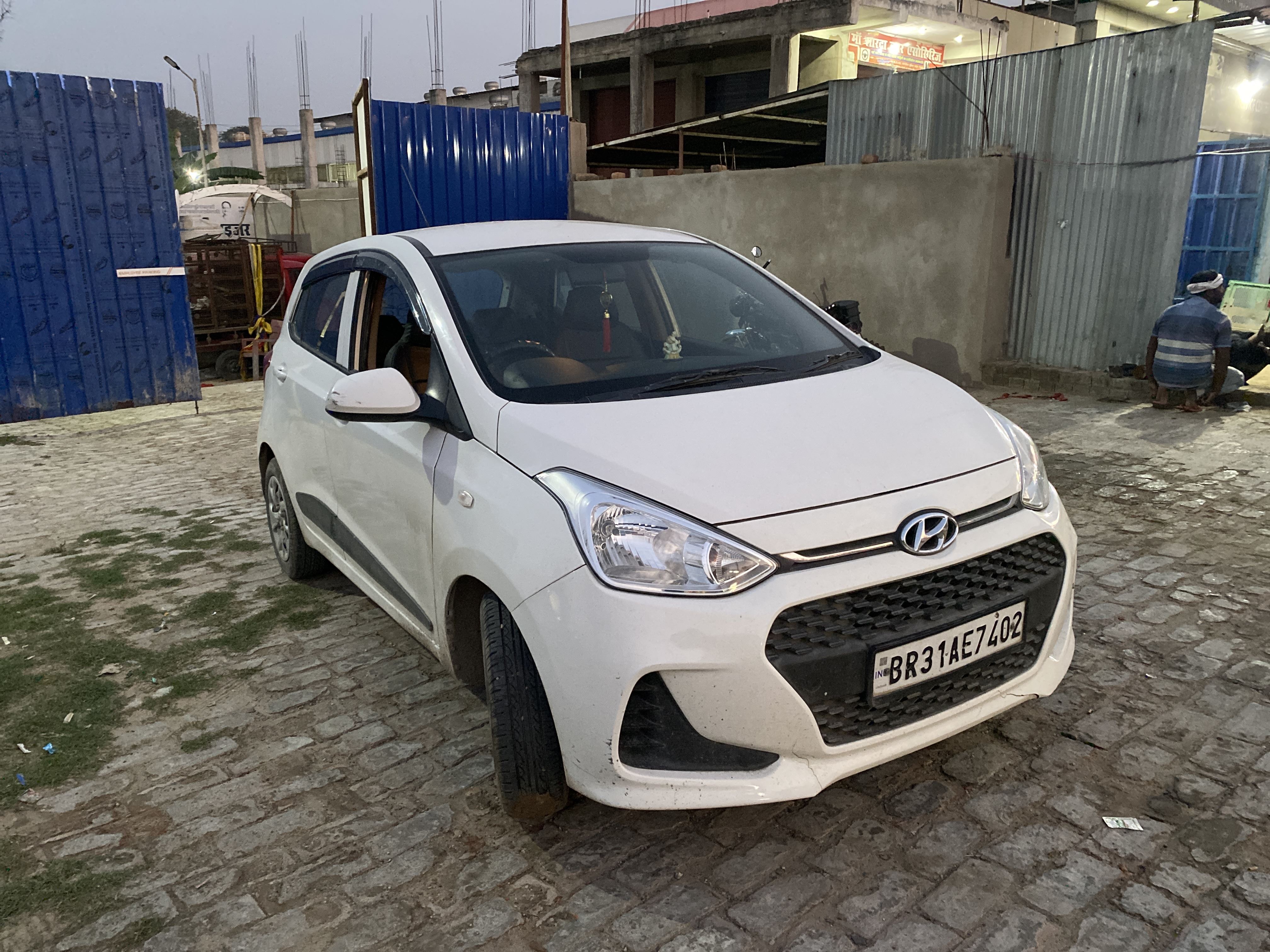 Used Hyundai Grand i10 1.2 Magna Petrol BS IV in Hajipur 2018 model