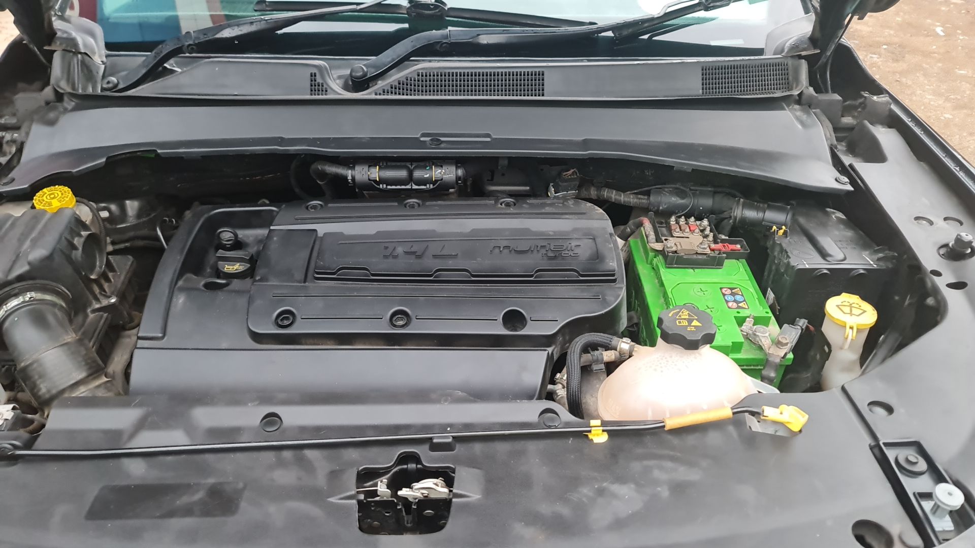 Used Jeep Compass Limited 1.4 Multi AIR Petrol DDCT AT BS IV in Pune