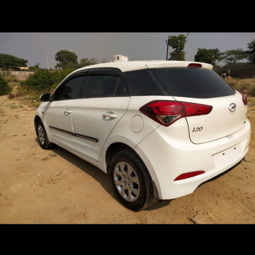 Hyundai I20 Magna 1.2 Mahindra First Choice