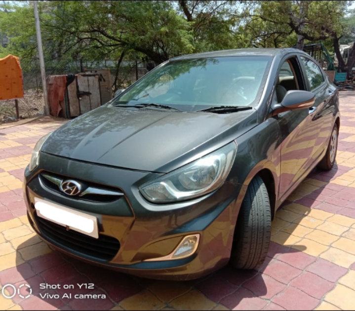 Used Hyundai Verna 1.6 CRDI EX in Pune 2013 model, India at Best Price.