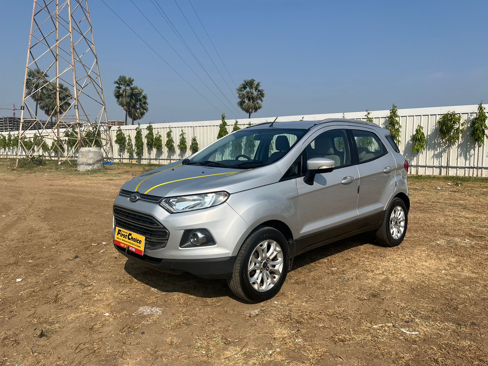 Used Ford EcoSport 1.5 TiVCT Petrol Titanium AT in Surat 2016 model, India at Best Price.