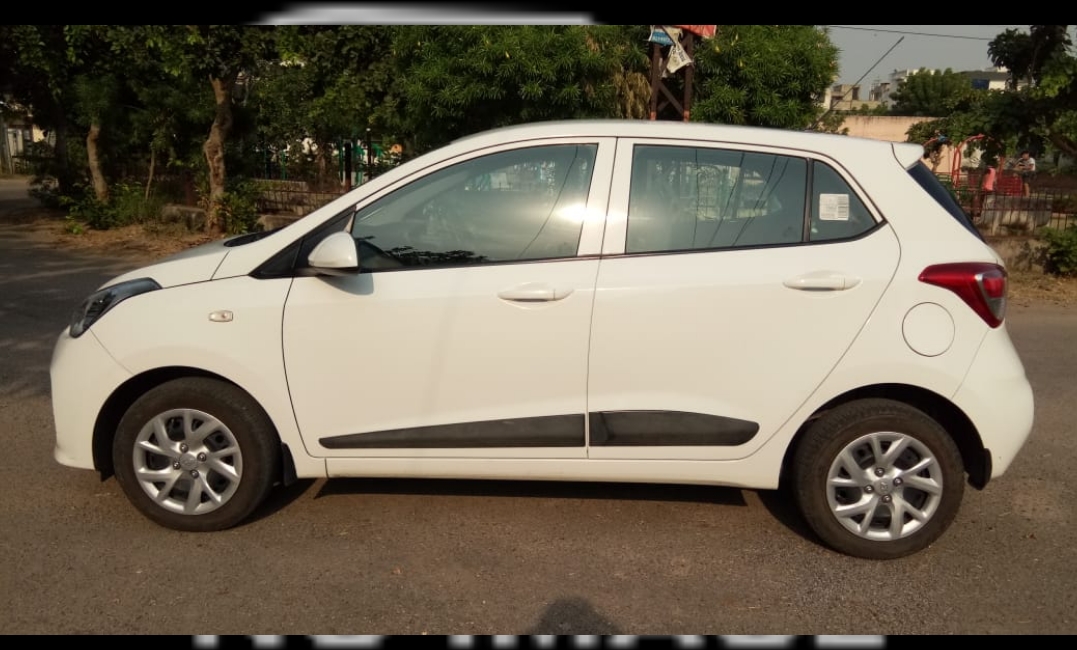 Hyundai Grand I10 Magna 1.2 At Mahindra First Choice