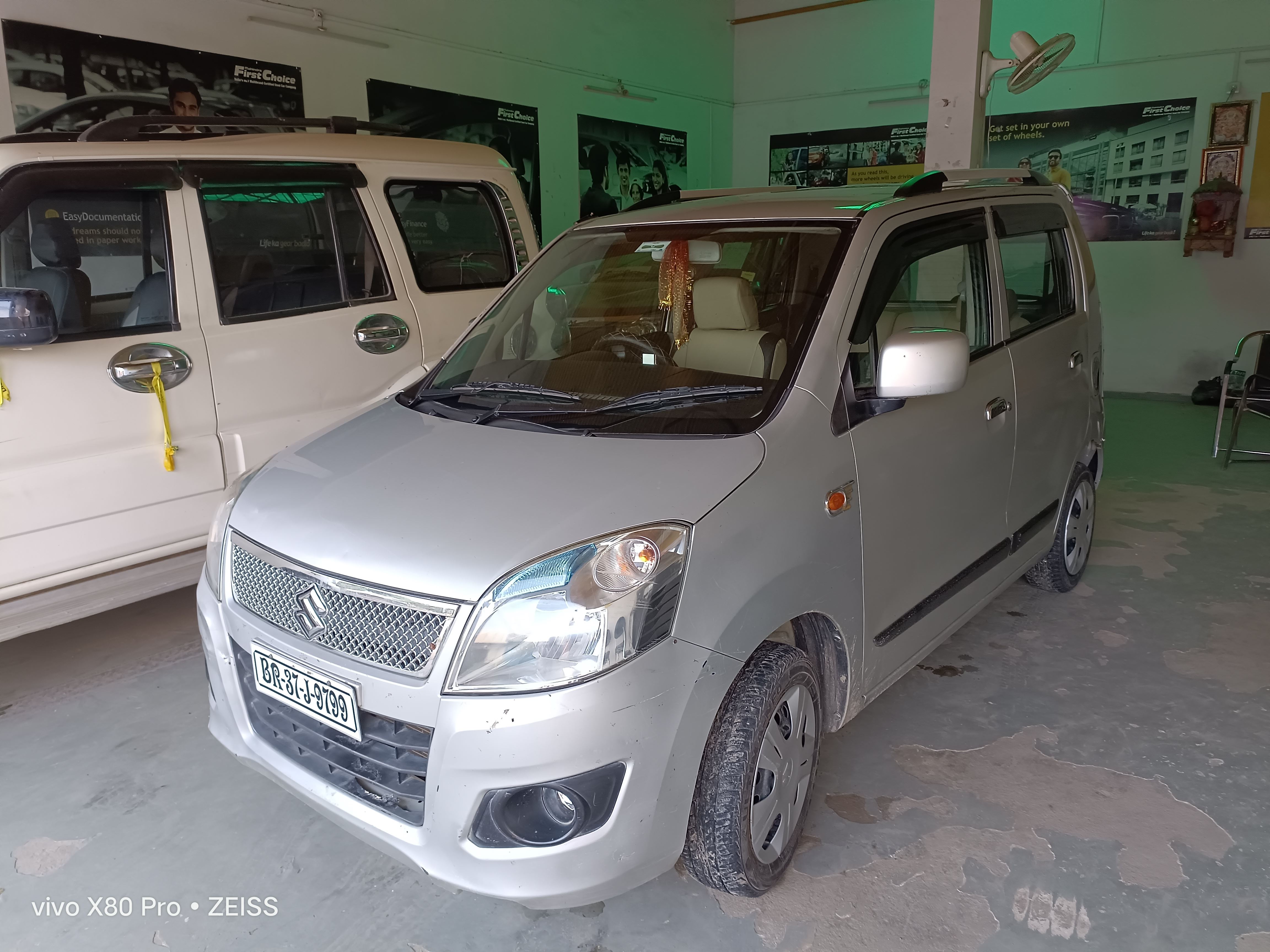 Used Maruti Suzuki Wagon R VXI 1.0 BS IV in Saharsa 2015 model, India