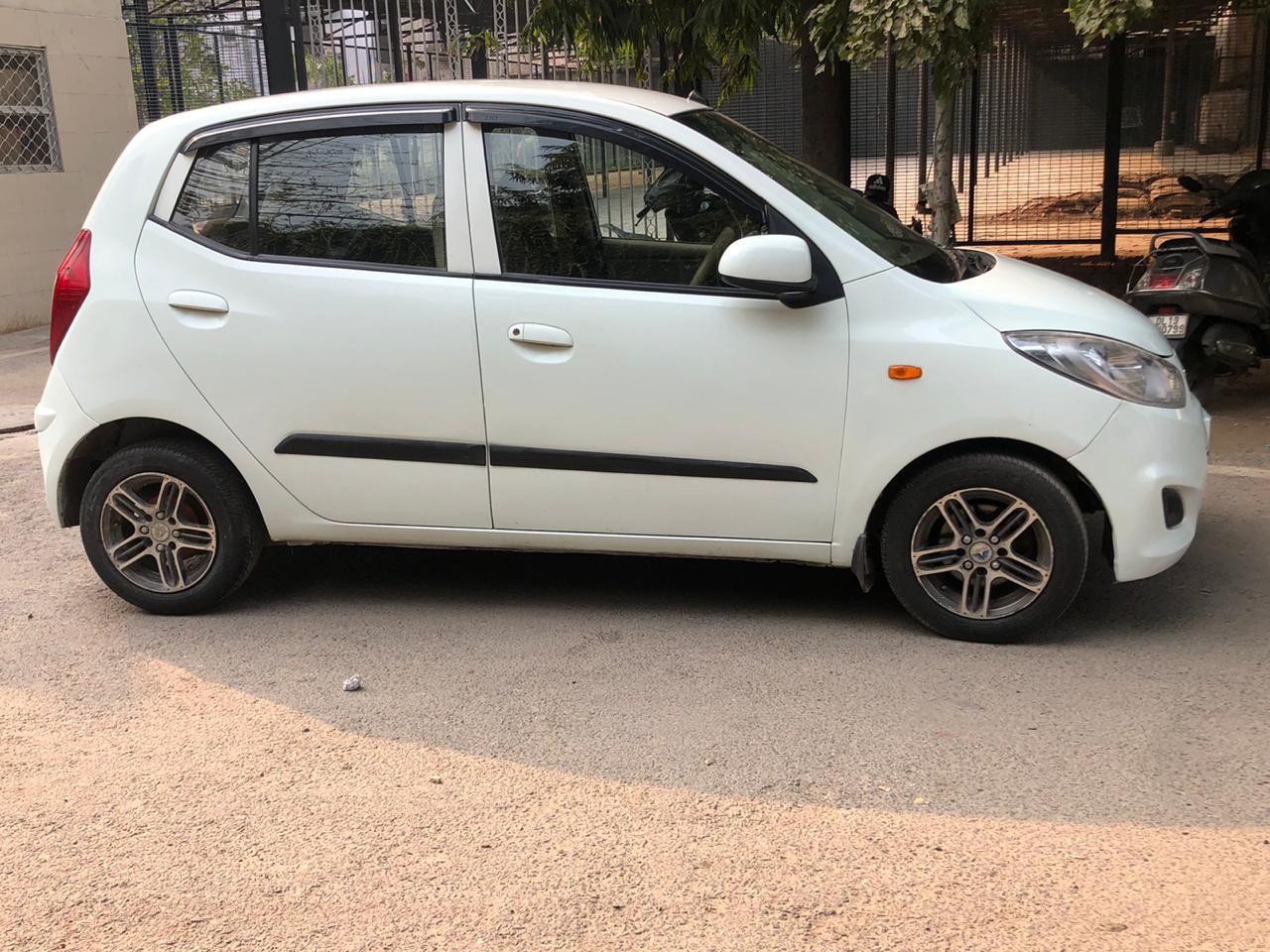 Hyundai I10 Magna 1.1 Irde2 Mahindra First Choice