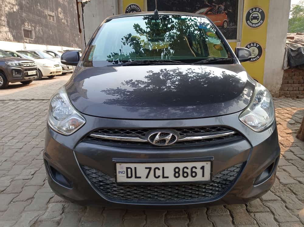 Used Hyundai i10 1.2 Magna MT in Ghaziabad 2012 model, India at Best Price.