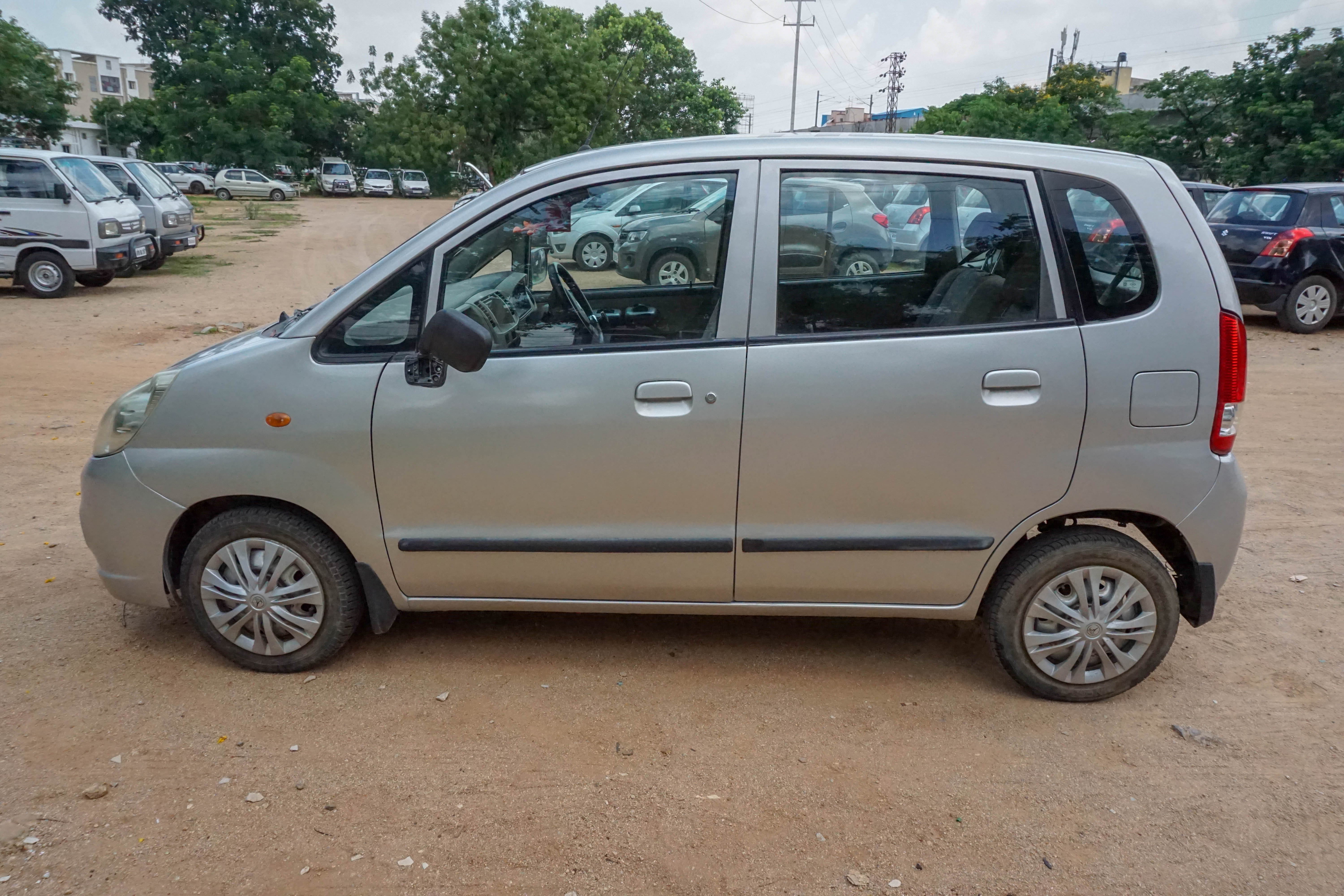 Maruti Suzuki Zen Estilo Lxi Bs Iv Mahindra First Choice