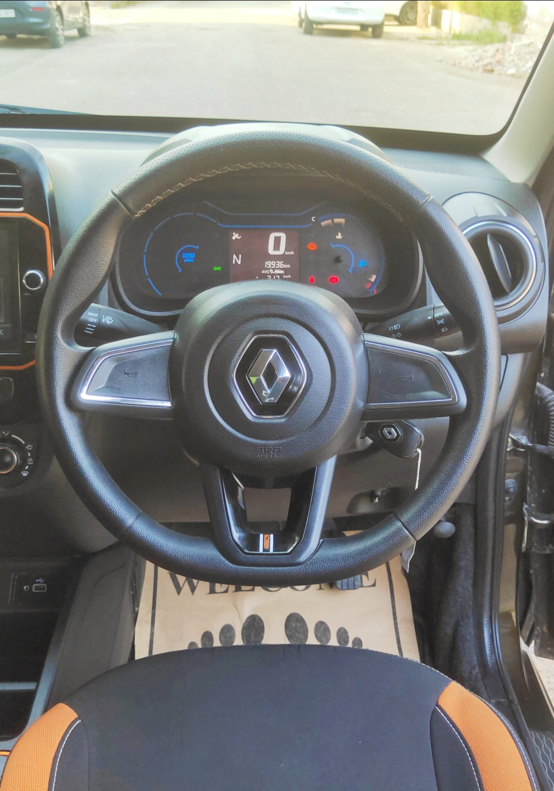 Renault Kwid(20212023) Climber 1.0 Amt O Bs Vi Mahindra First Choice