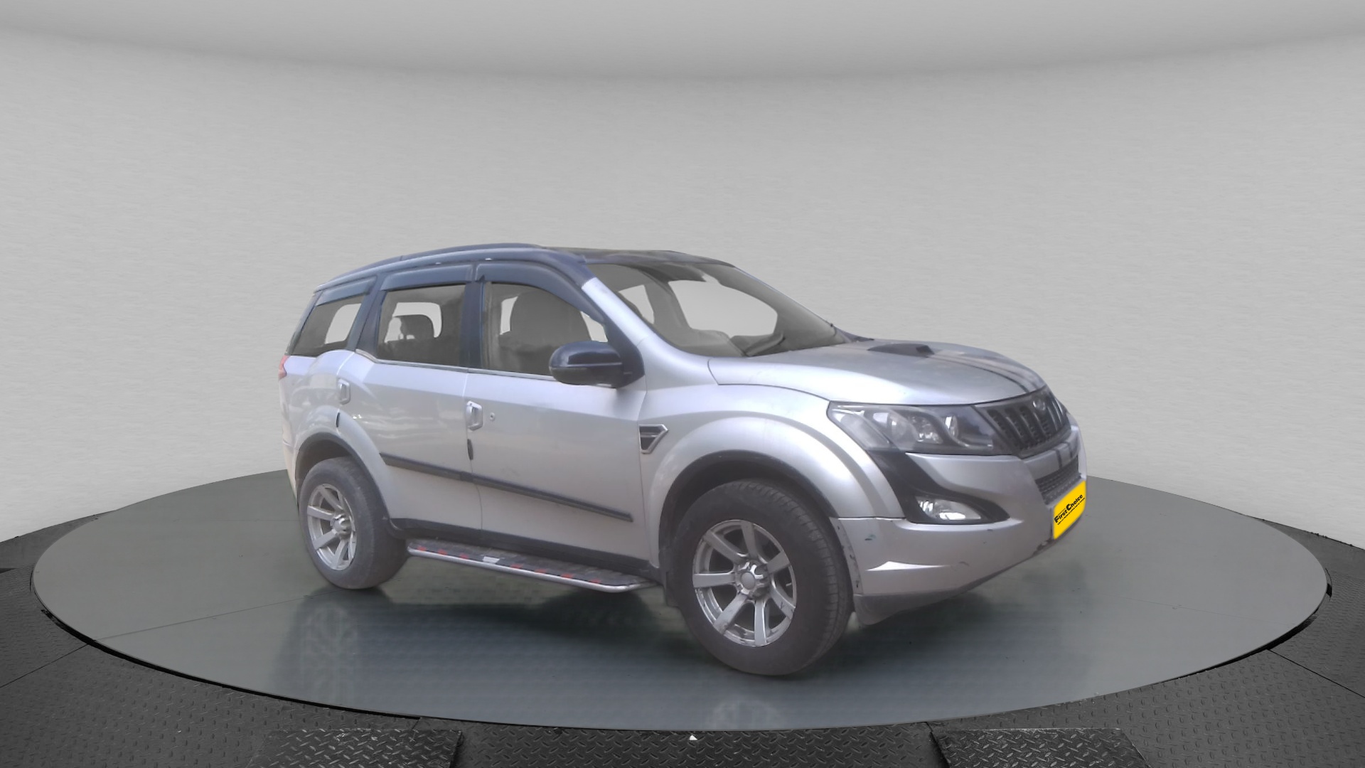 Mahindra Xuv 500 W10 Mahindra First Choice