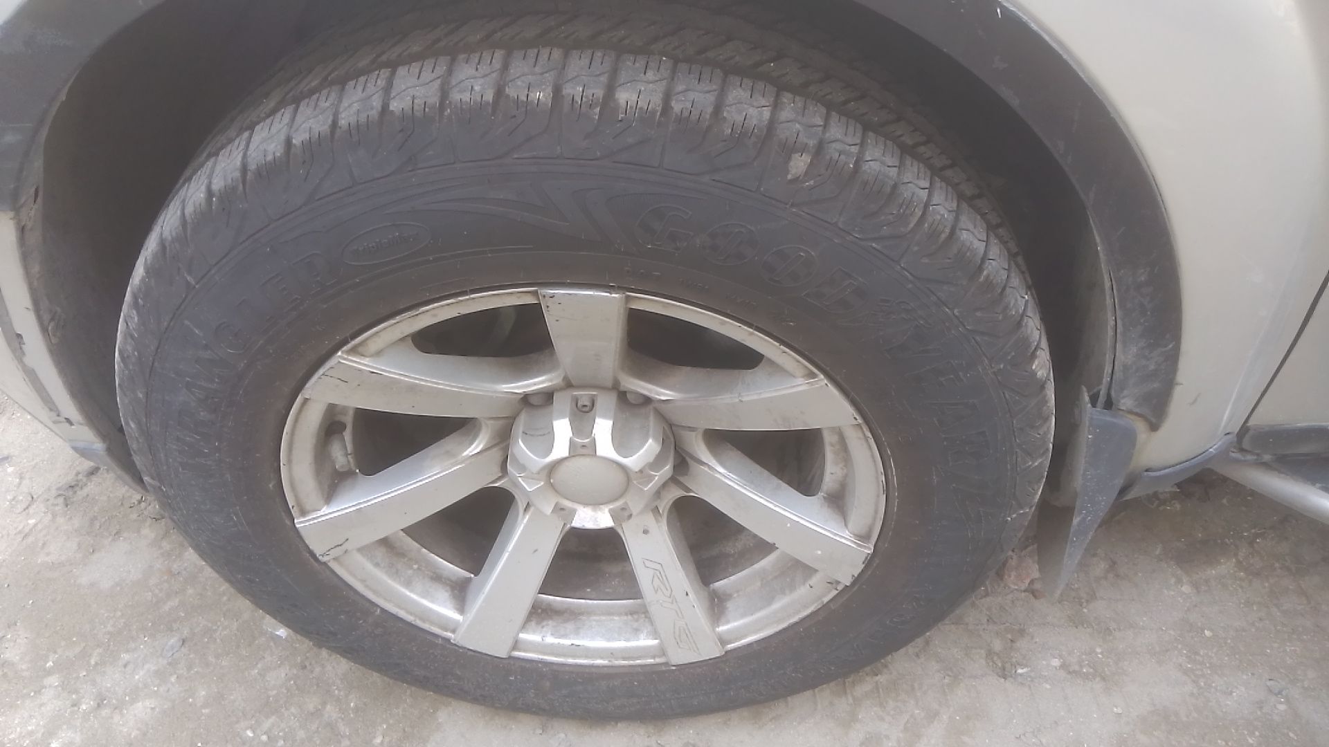 Mahindra Xuv 500 W10 Mahindra First Choice