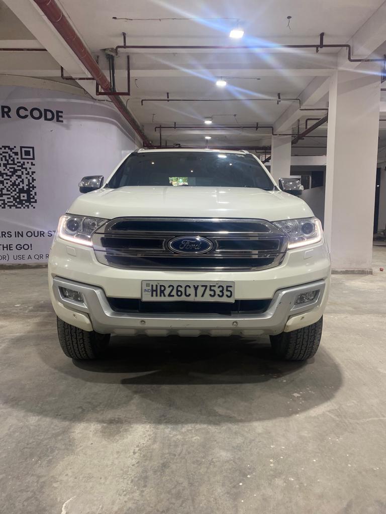Used Ford Endeavour 3.2L AWD AT Titanium in New Delhi 2018 model, India at Best Price.