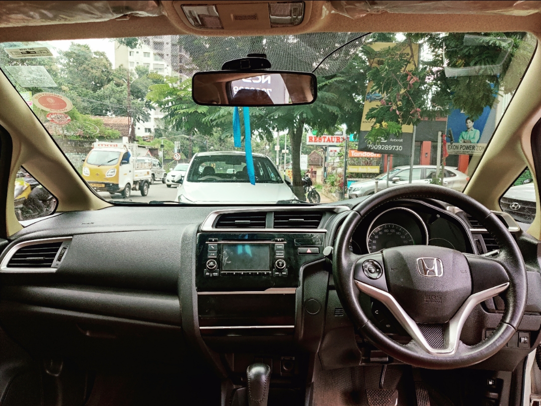 Used Honda Jazz E MT Petrol in Pathanamthitta 2017 model, India at 