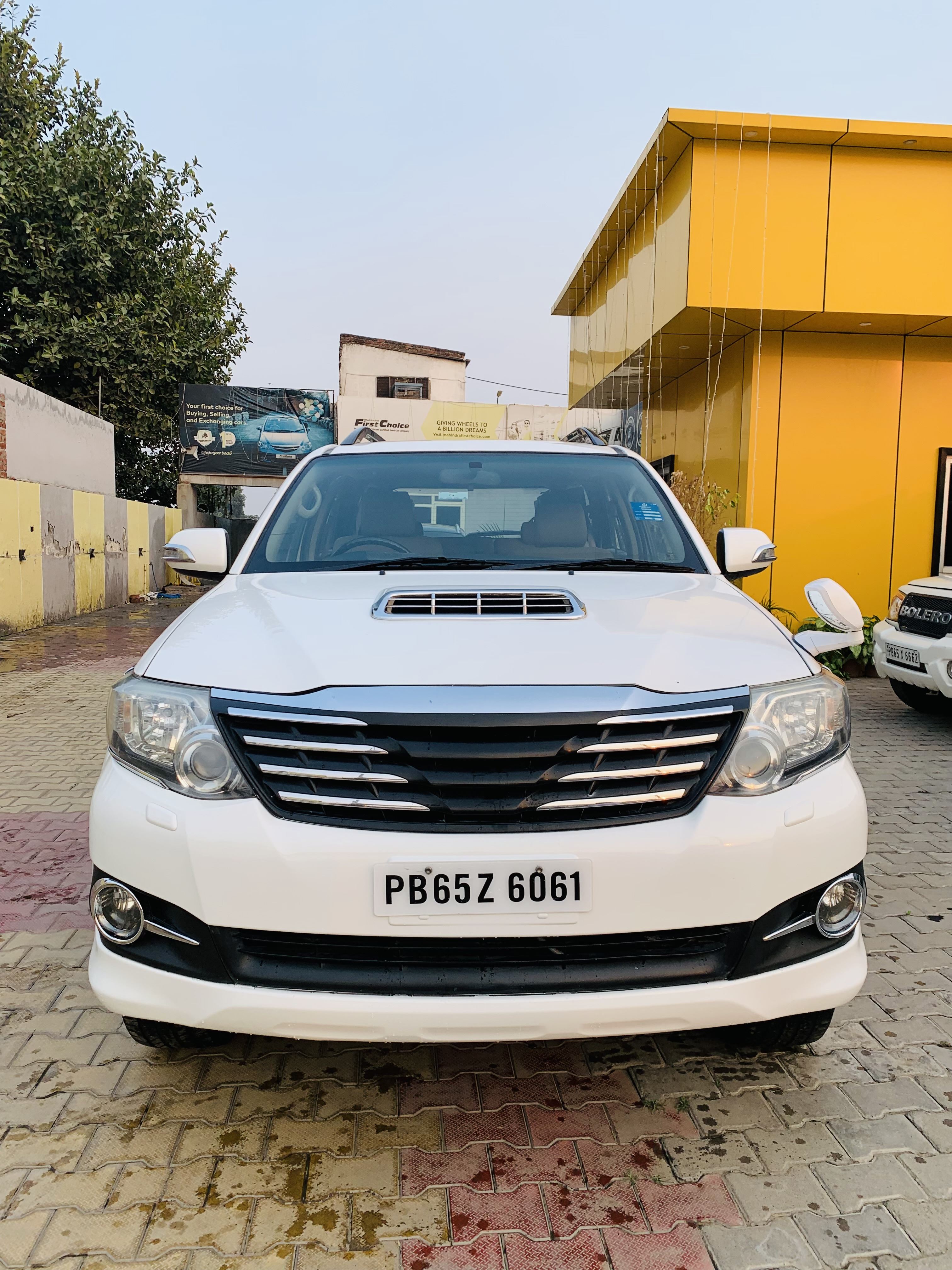 Used Toyota Fortuner 3.0 4x2 AT in Jalandhar 2014 model, India at Best