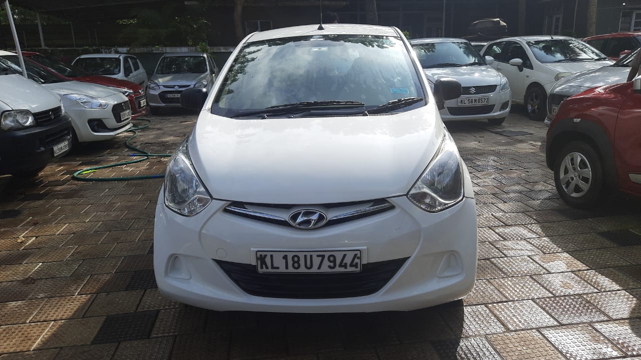 Used Hyundai EON Magna Plus in Kannur 2017 model, India at Best Price.