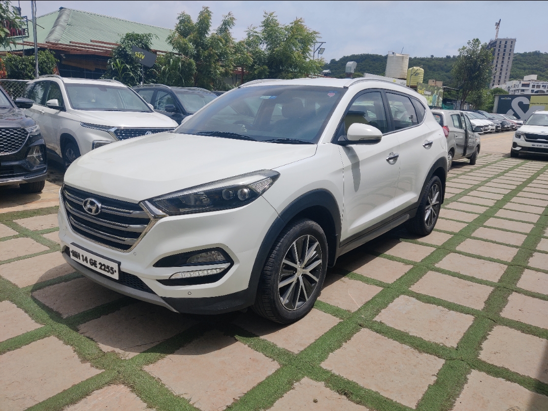 Hyundai Tucson 2Wd At Gls Diesel - Mahindra First Choice
