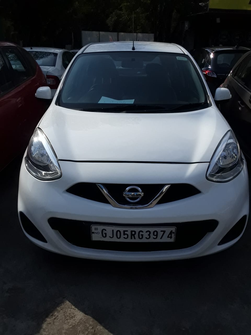 Used Nissan Micra XV Diesel in Surat 2018 model, India at Best Price.