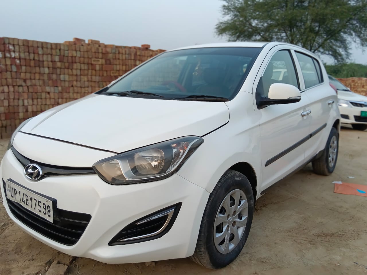 Used Hyundai Elite i20 Magna 1.2 in New Delhi 2013 model, India at Best
