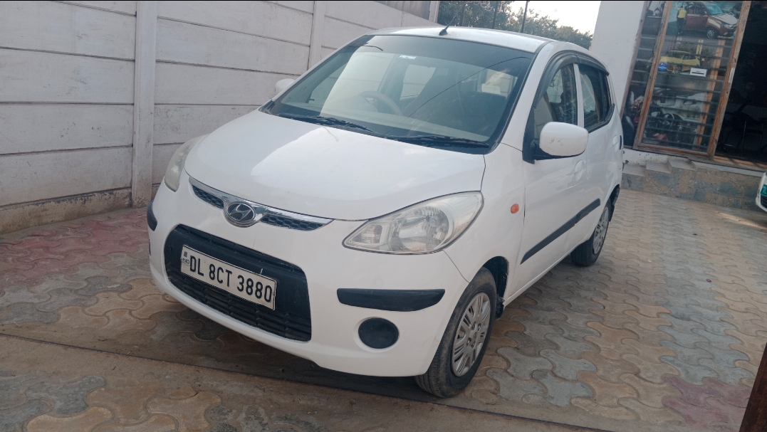 Used Hyundai i10 1.2 Magna MT in New Delhi 2010 model, India at Best Price.