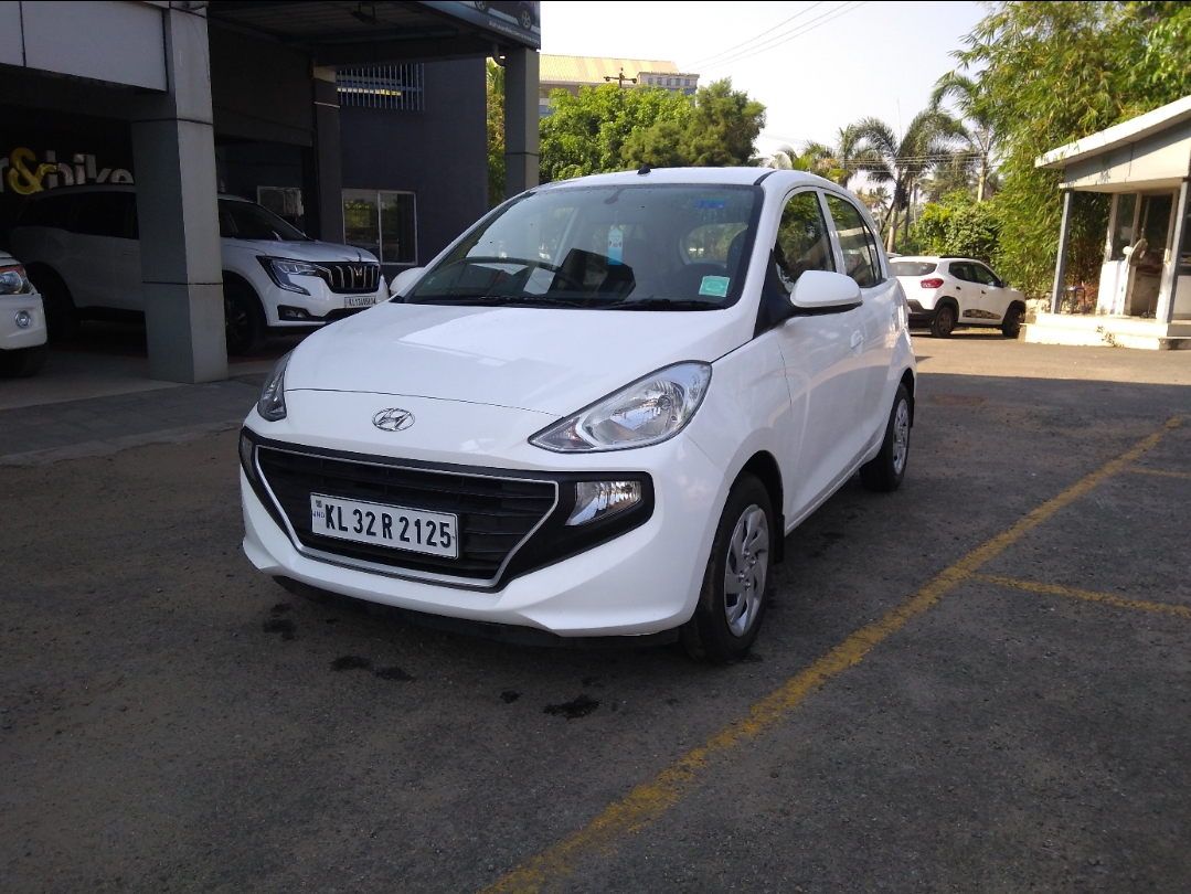 Used Hyundai New Santro Sportz AMT in Ernakulam 2020 model, India at Best Price.