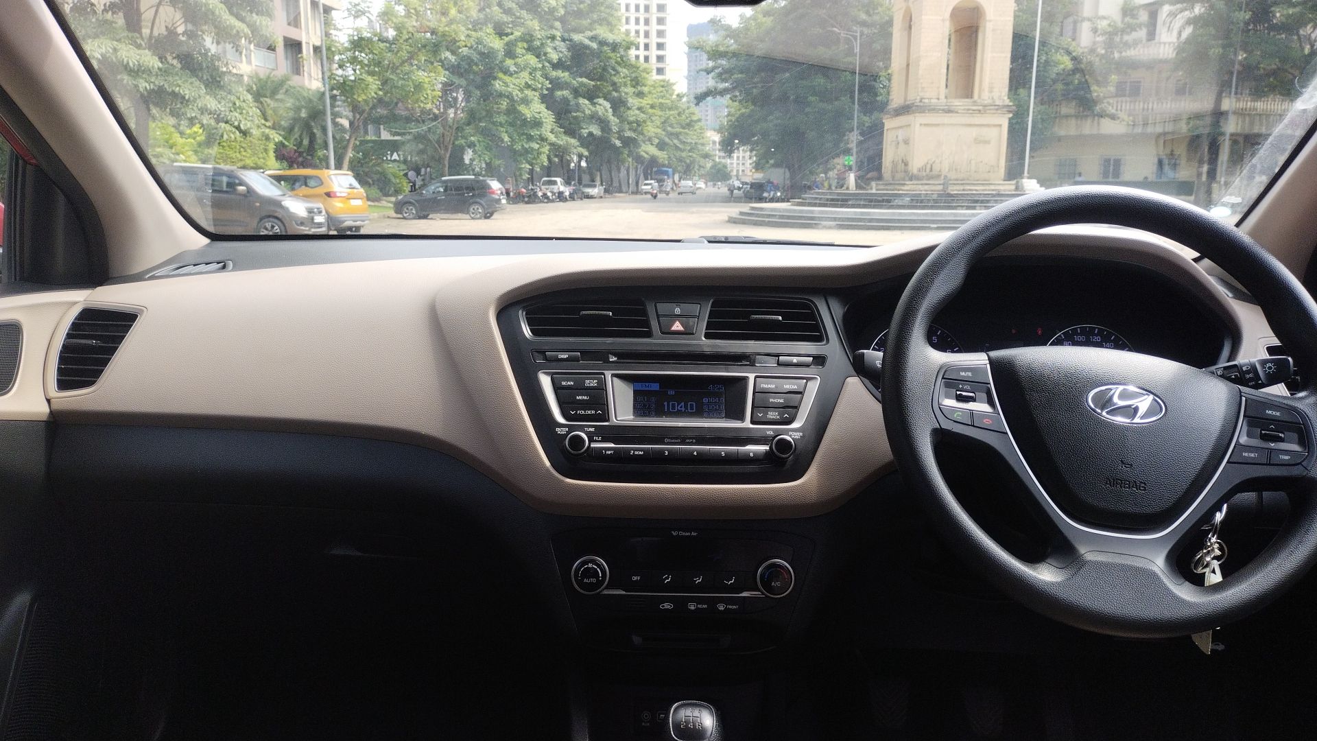 Hyundai I20 Sportz 1.2 Bs Iv Mahindra First Choice