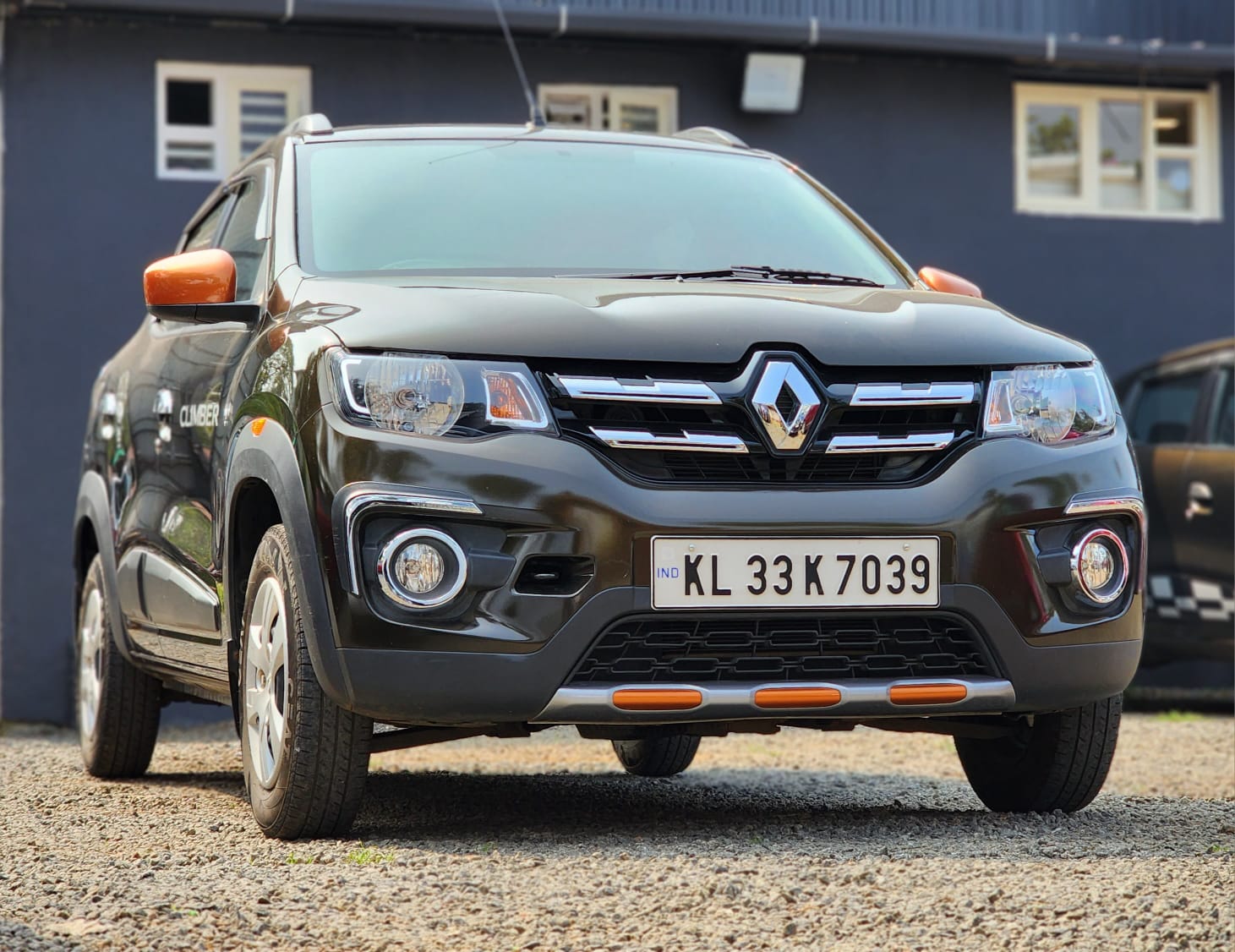 Used Renault Kwid RXT 1.0 (O) BS IV in Kozhikode 2018 model, India at