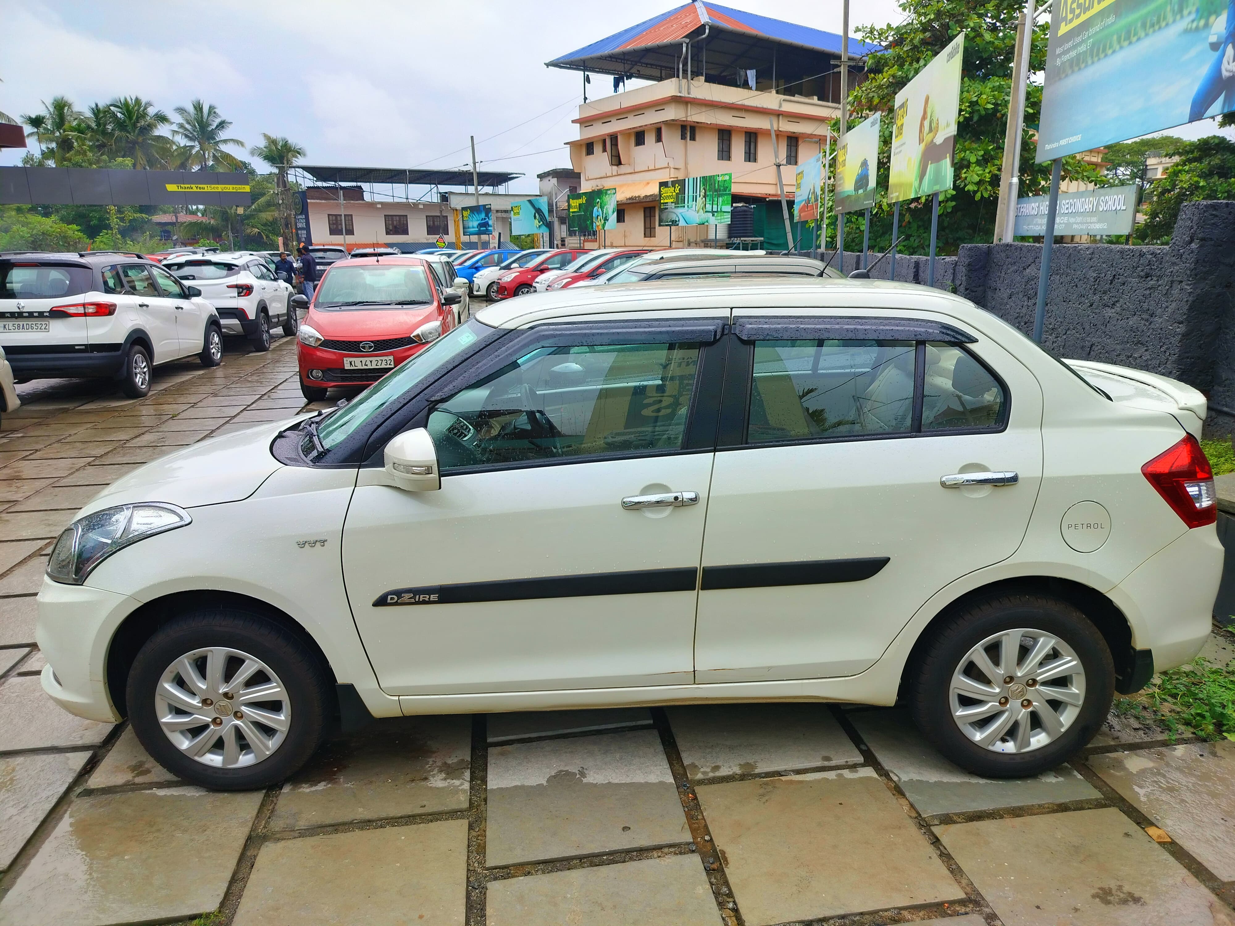 094748251a　DIKINR407 7台 Swift / Dzire (2025) Android Stereo Frame with Power Coupler