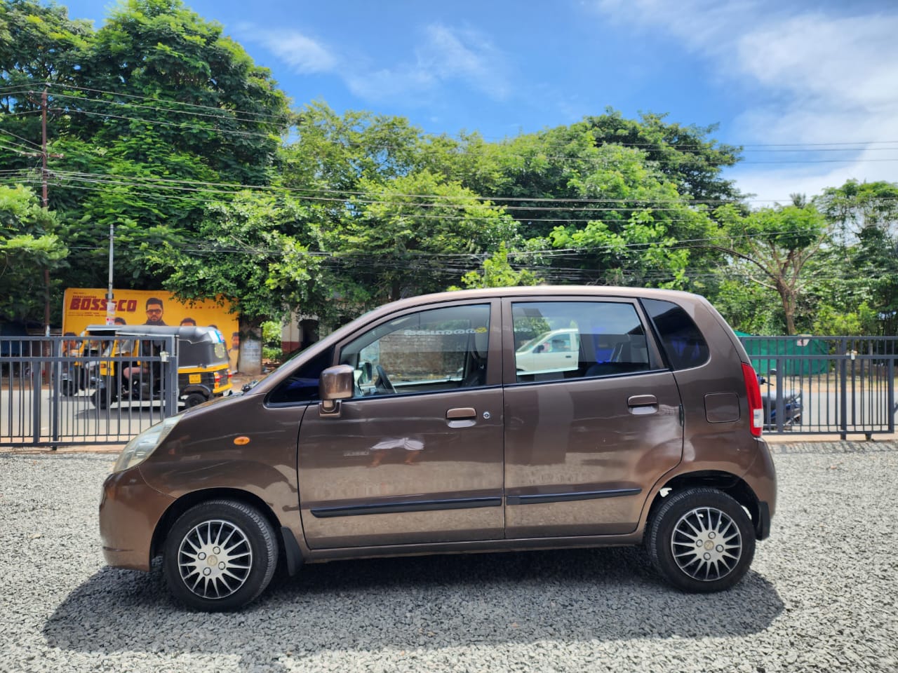 sinkoumio様　オーダー専用ページ♪ Used 2011 Maruti Suzuki Zen Estilo VXI in Thrissur, India at Best