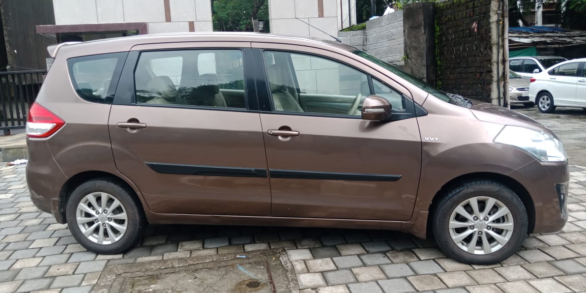 Maruti Suzuki Ertiga Zxi Mahindra First Choice