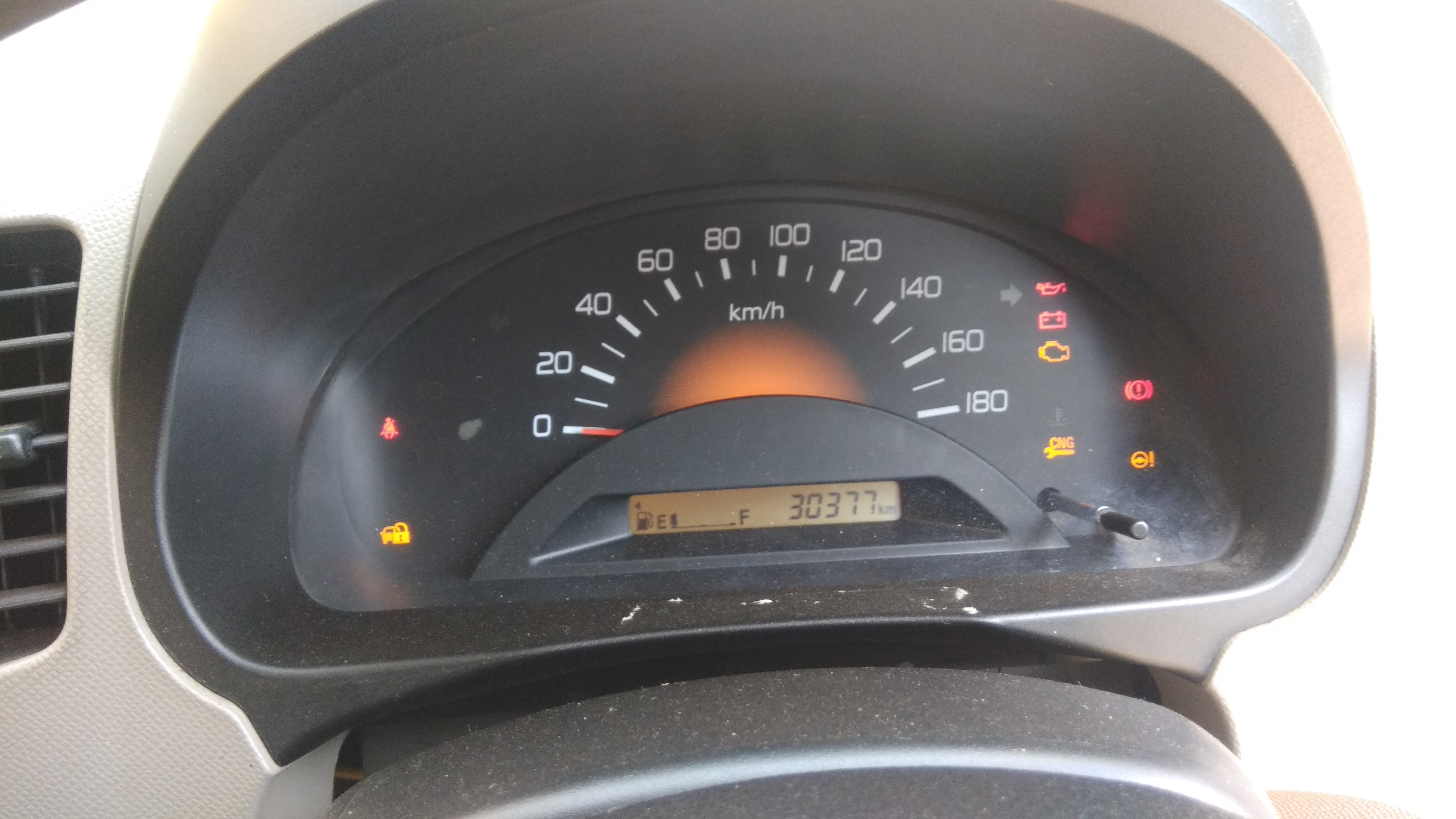 Maruti Suzuki Wagon R 1.0 Lxi Cng Mahindra First Choice