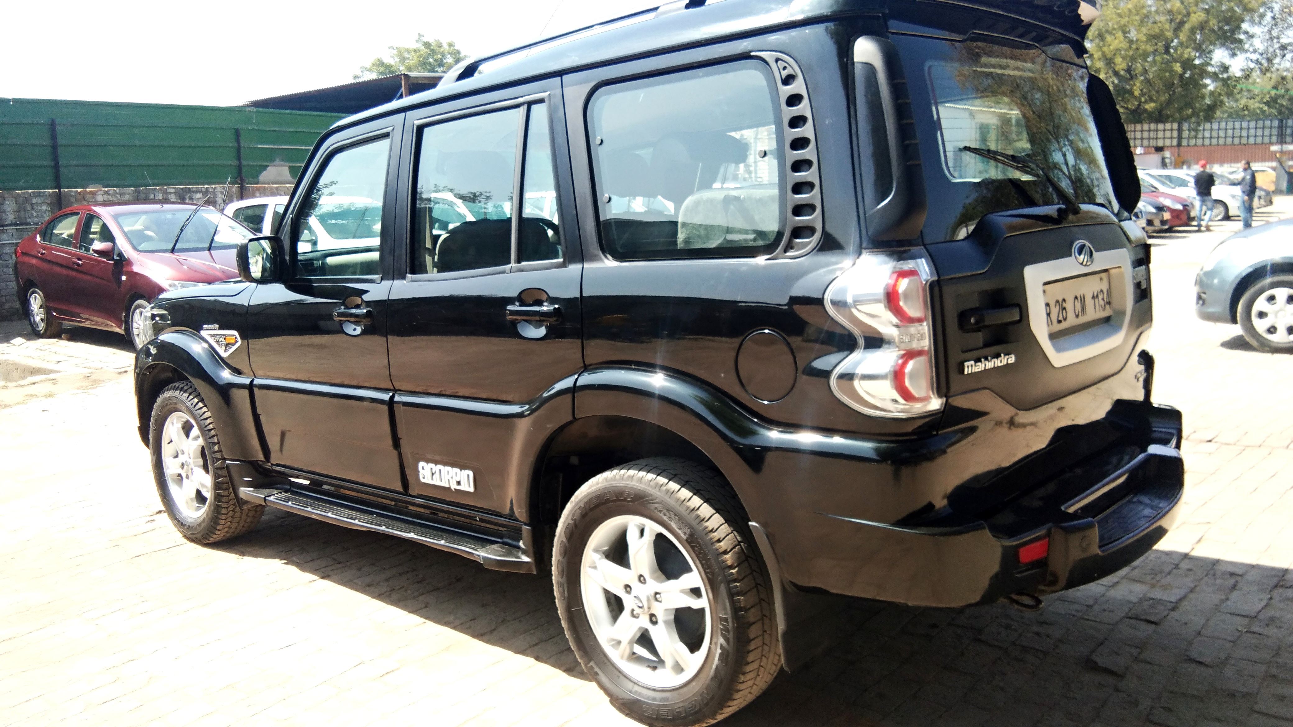 Mahindra Scorpio S10 Mahindra First Choice
