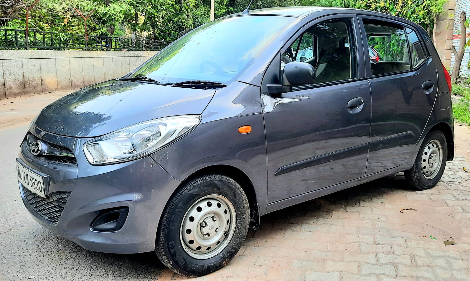 Used Hyundai i10 1.2 Magna MT in New Delhi 2016 model, India at Best Price.