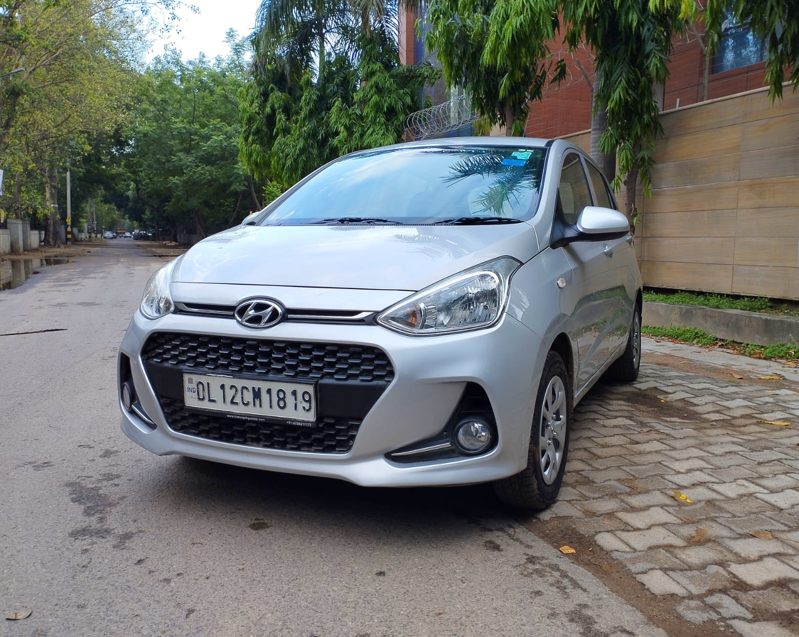 Used Hyundai Grand i10 1.2 Magna Petrol BS IV in New Delhi 2017 model