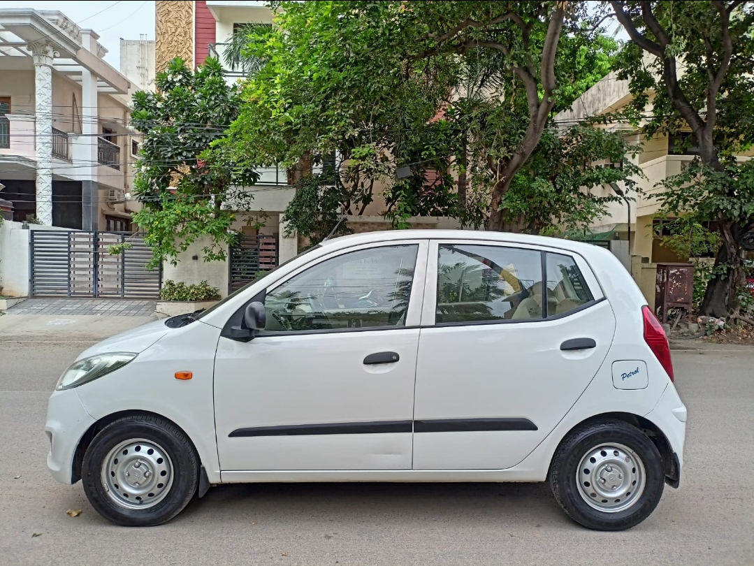 Used Hyundai i10 Magna 1.1 iRDE2 in Chennai 2015 model, India at Best
