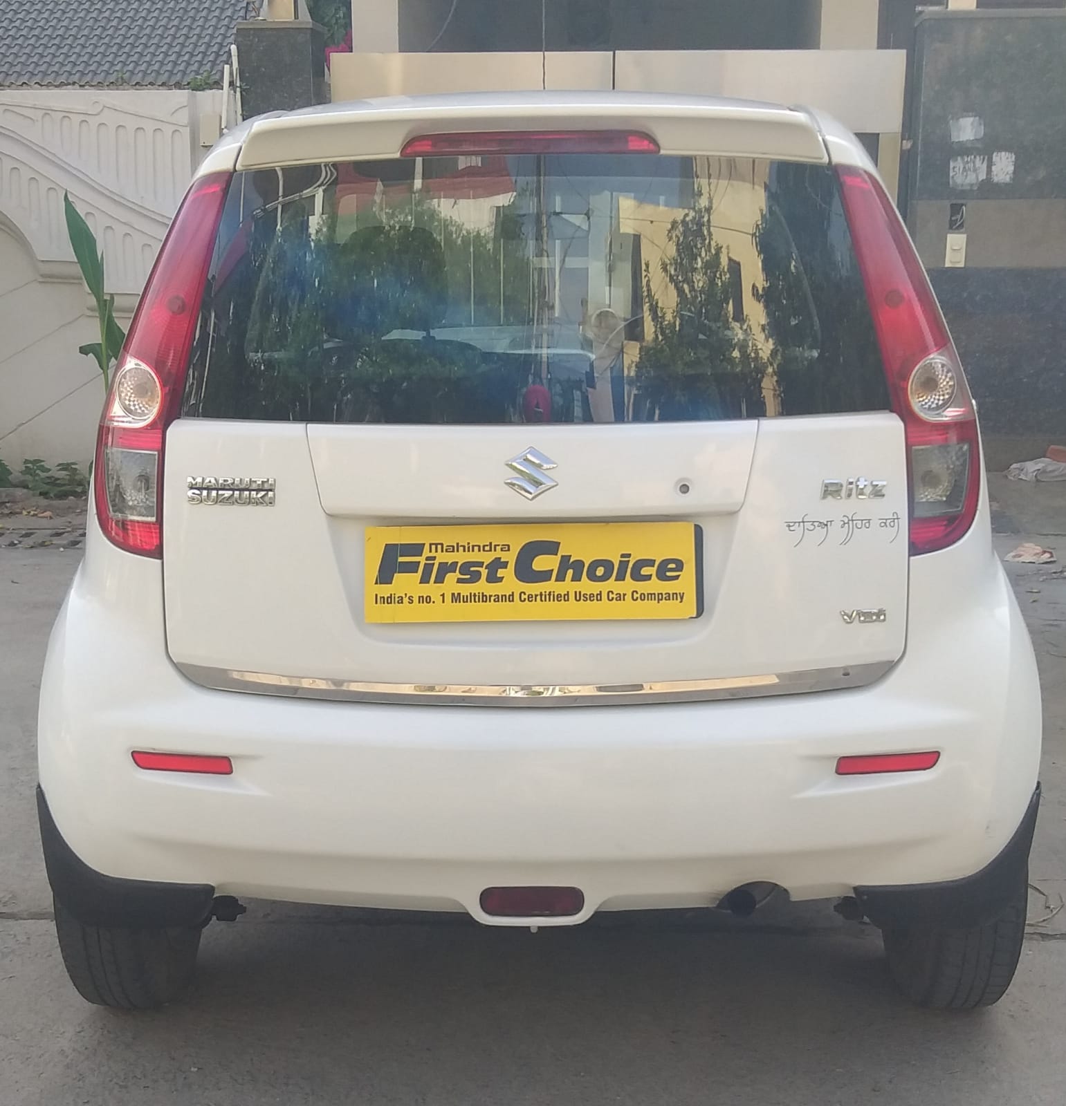 maruti-suzuki-ritz-vdi-bs-iv-mahindra-first-choice