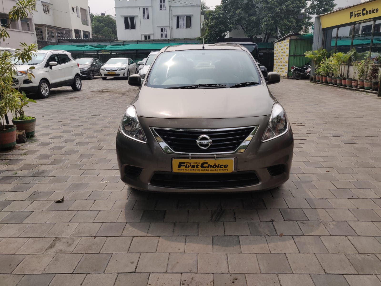 Used Nissan Sunny XL Petrol In Surat 2012 Model India At Best Price used-nissan-sunny-xl-petrol-in-surat-2012-model-india-at-best-price