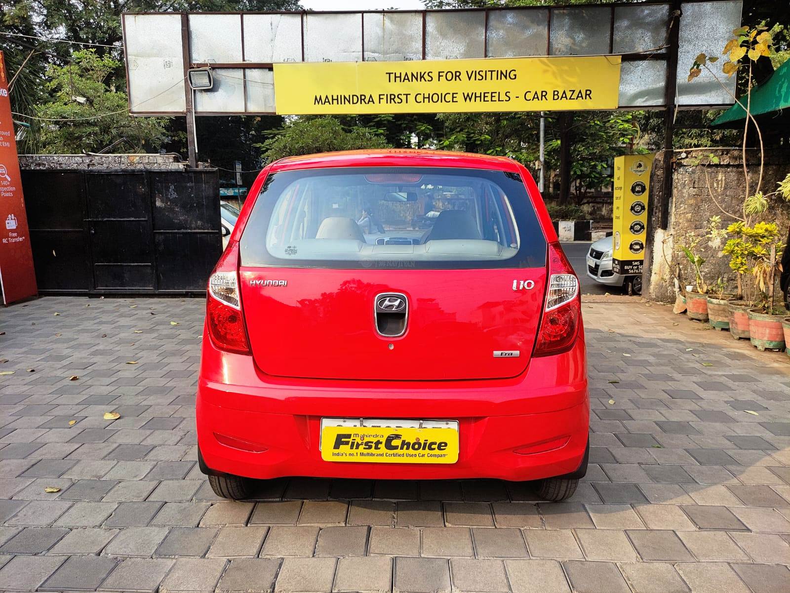 Used Hyundai i10 Era 1.1 iRDE2 in Surat 2011 model, India at Best Price.