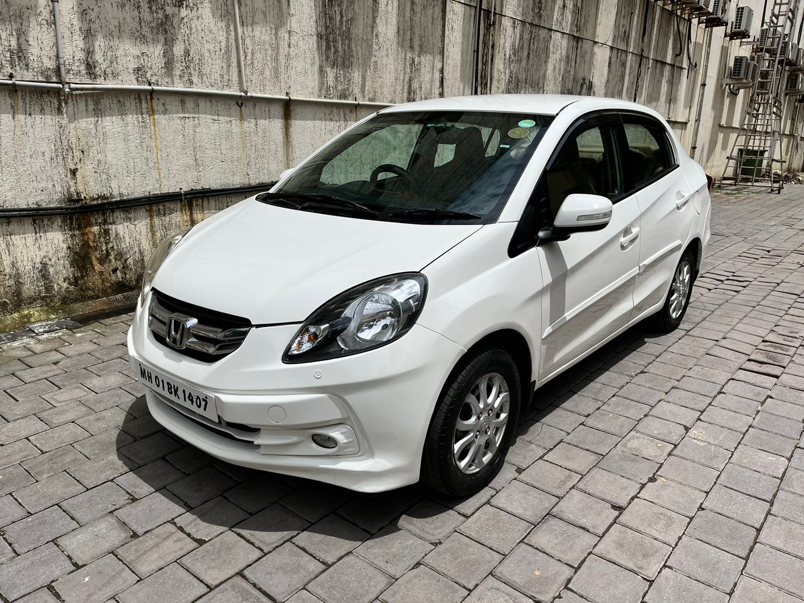 Used Honda Amaze VX AT Petrol in Thane 2013 model, India at Best Price.