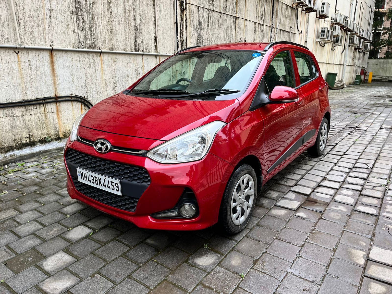 Used Hyundai Grand i10 1.2 Sportz(O) Petrol in Thane 2017 model, India
