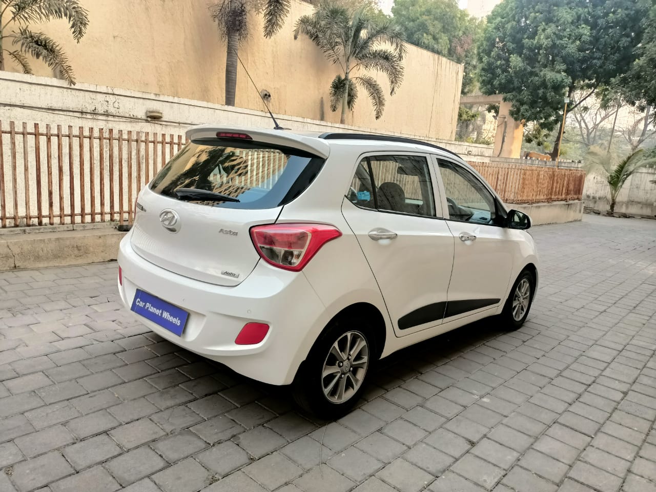 Used Hyundai Grand i10 Asta AT 1.2 Kappa VTVT in Thane 2016 model