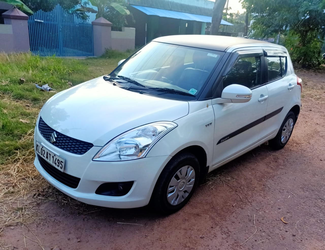 Maruti Suzuki Swift Vxi Mahindra First Choice Maruti Suzuki Swift Vxi Mahindra First Choice