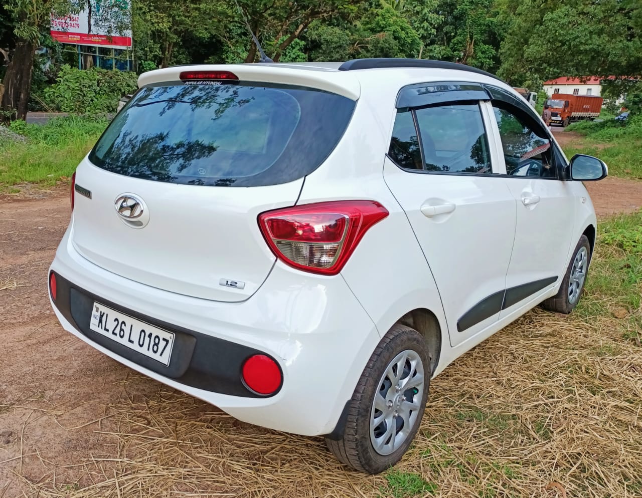 Used Hyundai Grand i10 1.2 Magna Petrol BS IV in Kollam 2019 model