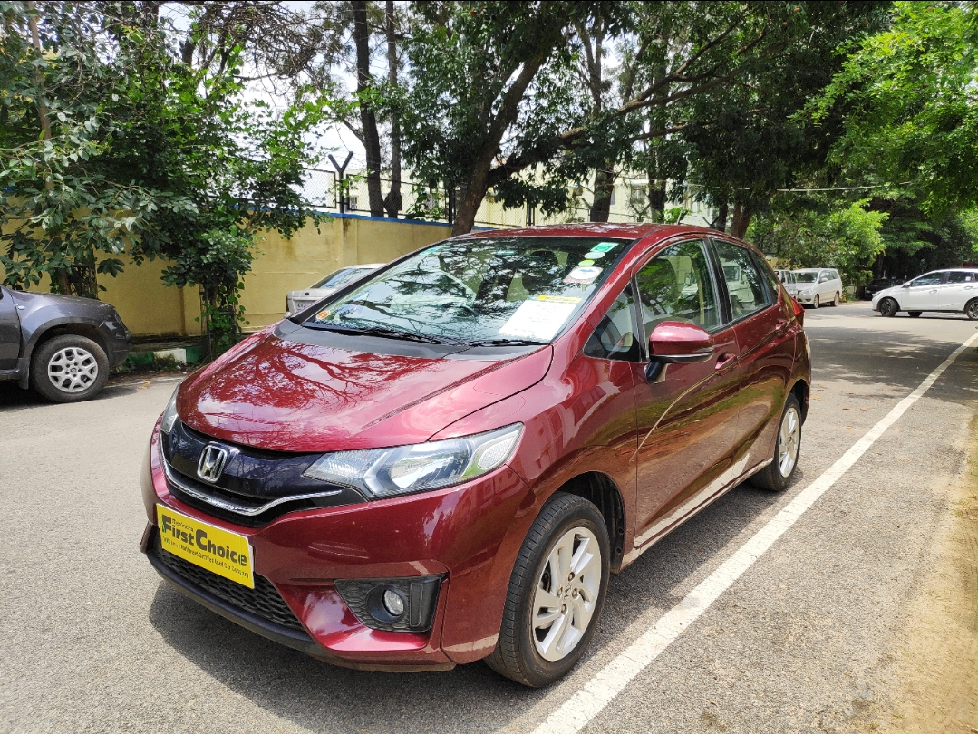 Used Honda Jazz V MT Petrol BS IV in Bangalore 2017 model, India at